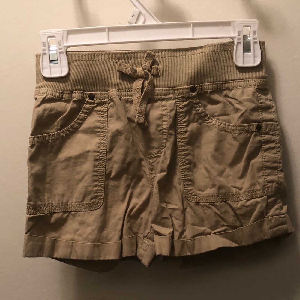 Arizona Jeans Company Khaki Shorts - Size Small